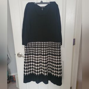 Lane Bryant Black and White Houndstooth Long Sleeve Dress